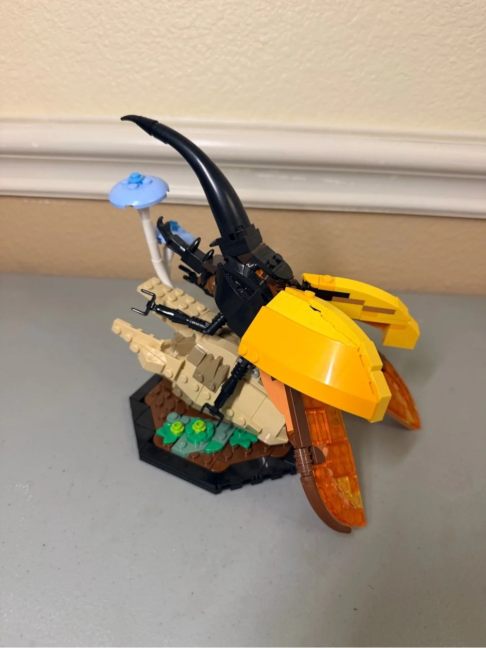 LEGO Ideas The Insect Collection (set #21342)